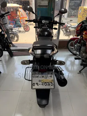 বাজাজ পালসার ১৫০ ২০২১ কালো