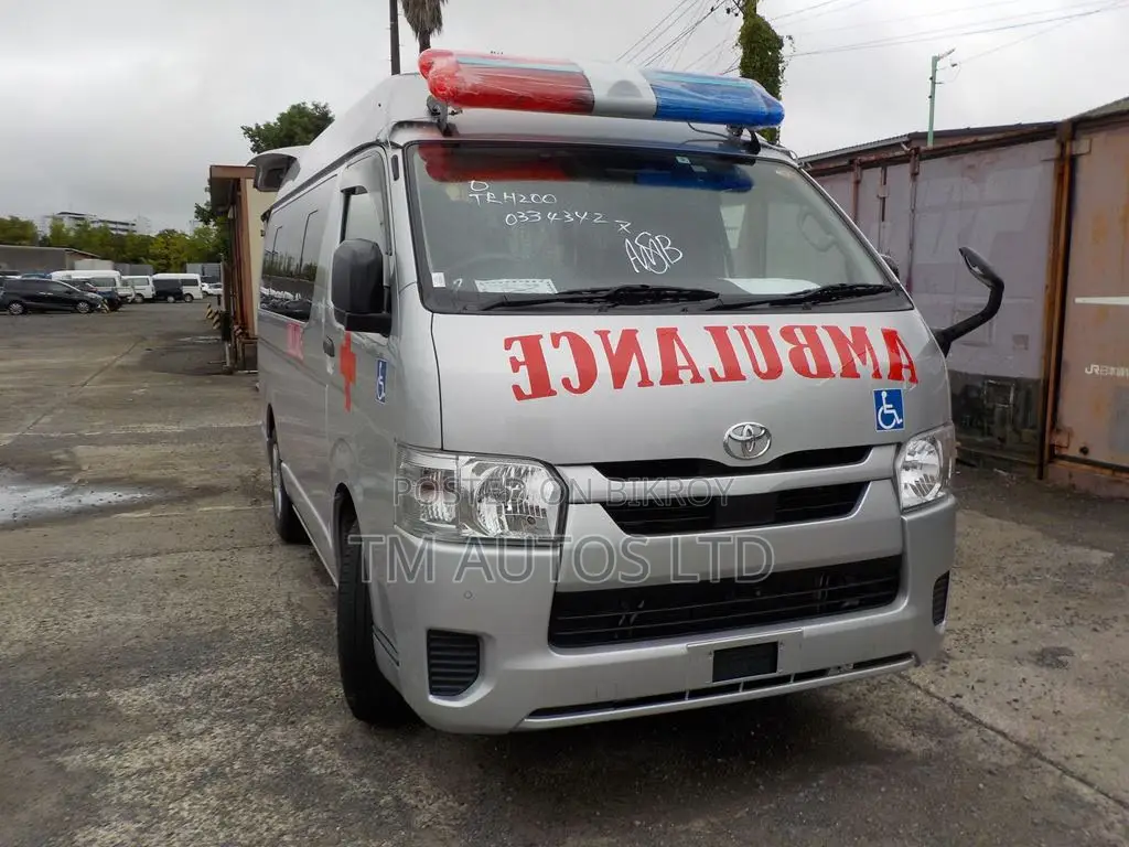 Toyota HiAce 2021 Silver