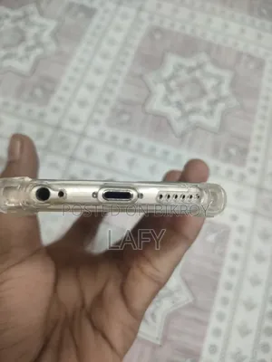 Apple iPhone 6 16 GB White