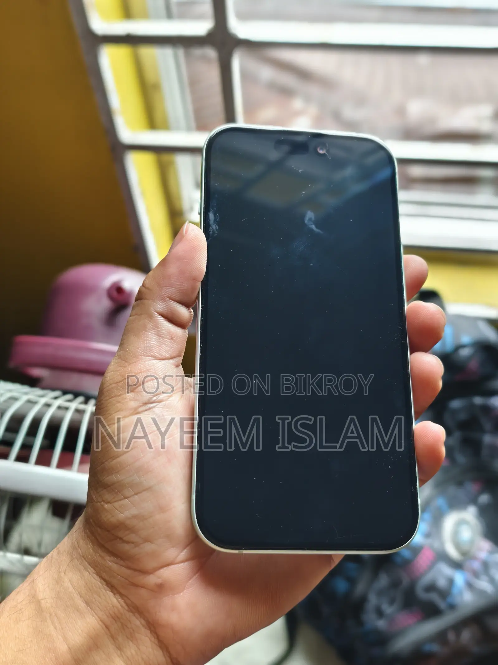 Apple iPhone 15 128 GB Green