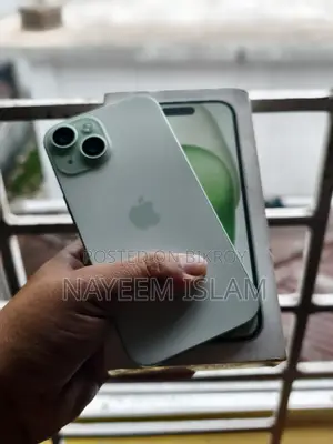 Apple iPhone 15 128 GB Green