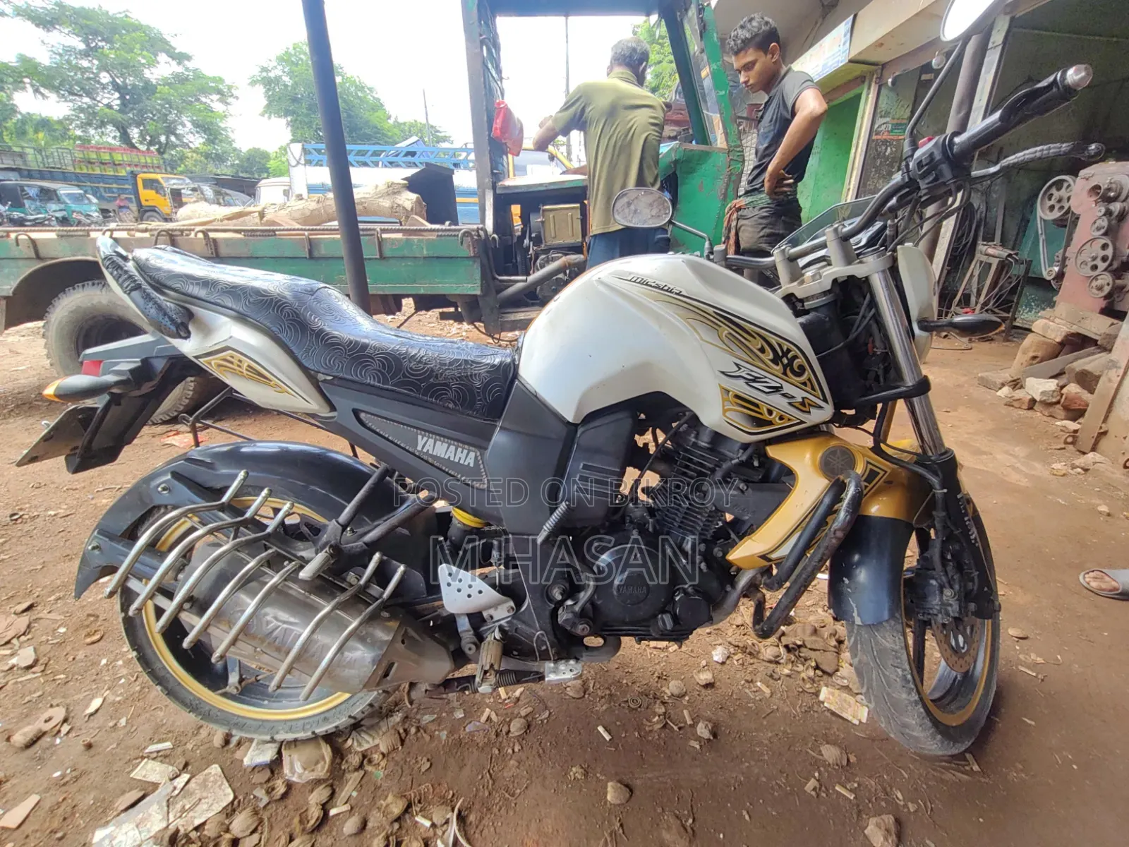 Yamaha FZ 2014 White