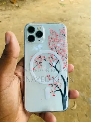অ্যাপল আইফোন ১১ প্রো ২৫৬ জিবি হোয়াইট