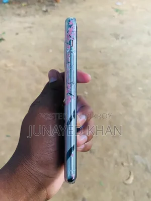 অ্যাপল আইফোন ১১ প্রো ২৫৬ জিবি হোয়াইট