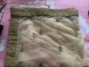 ব্যবহৃত পার্টি লেহেঙ্গা (ফুল ফ্রেশ)