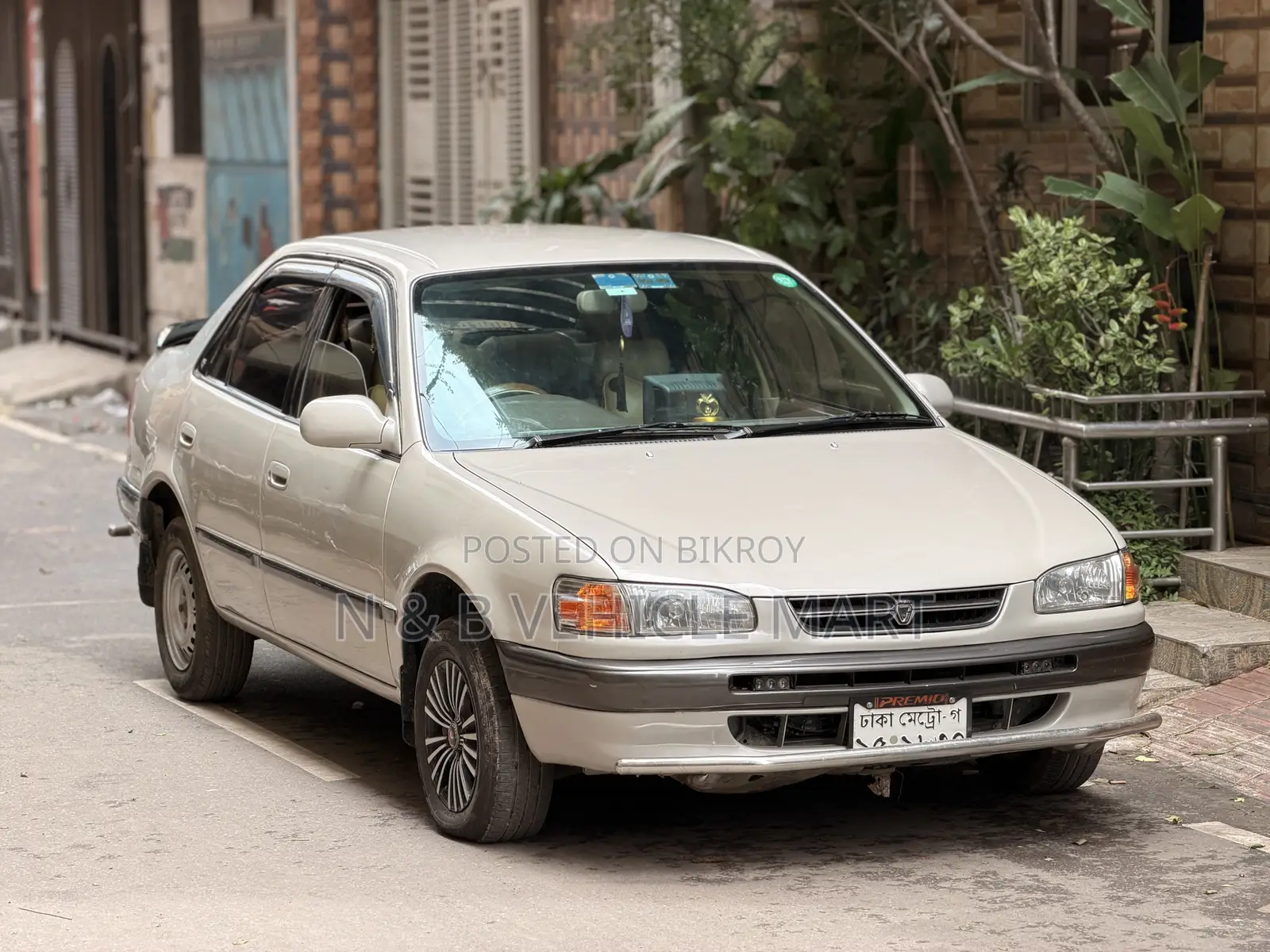 Toyota Corolla 1997 Gray