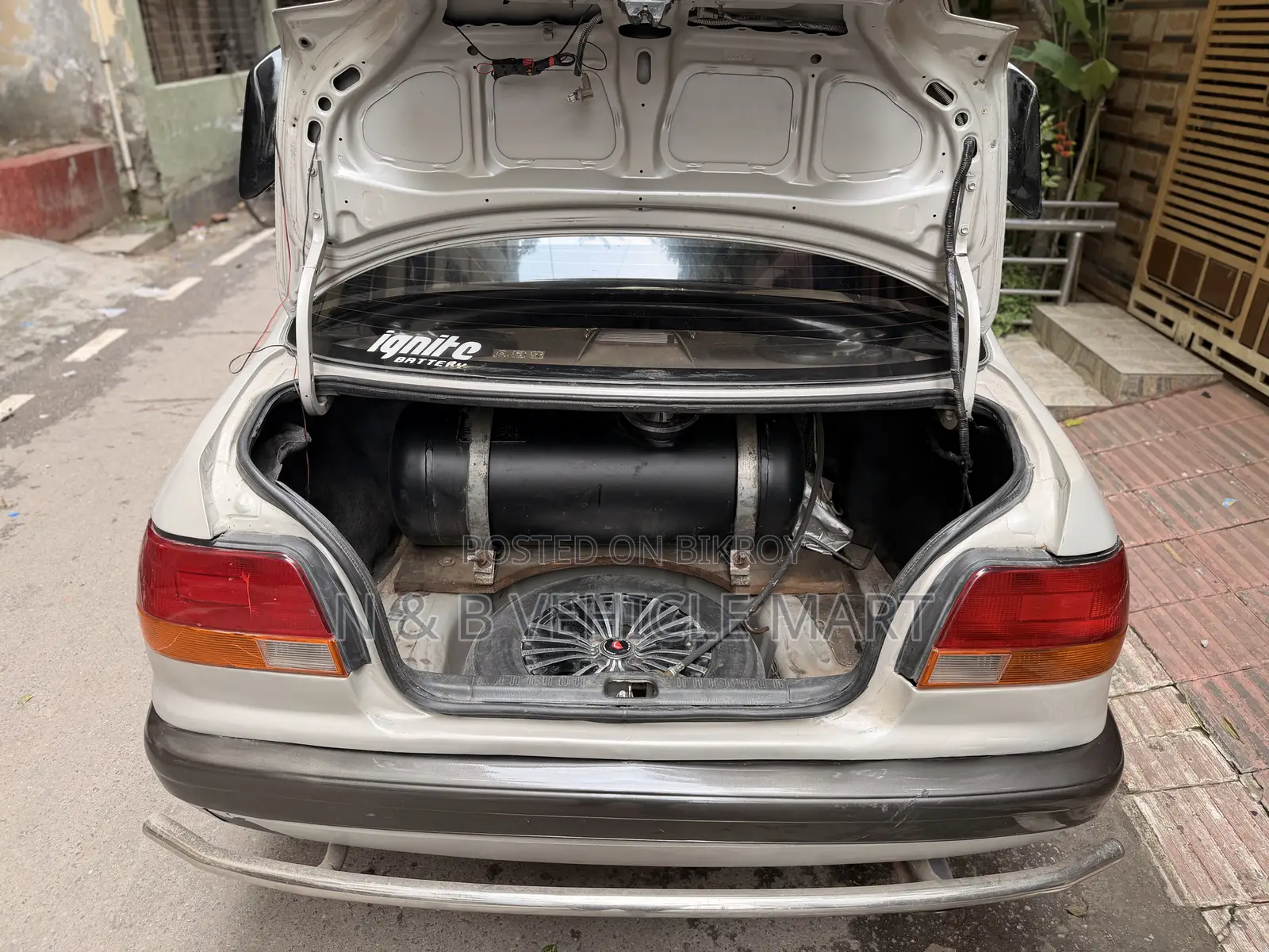 Toyota Corolla 1997 Gray