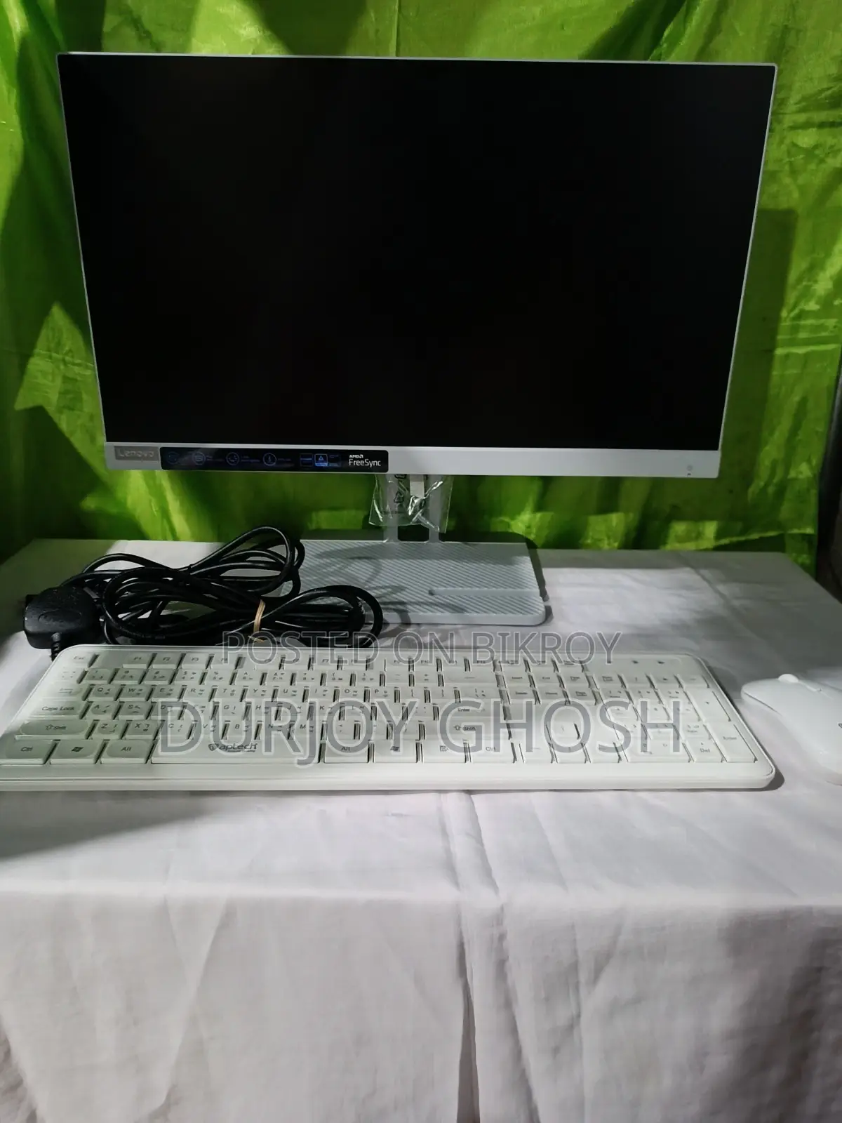 Desktop Computer Lenovo 4GB Intel Core i3 SSD 128GB