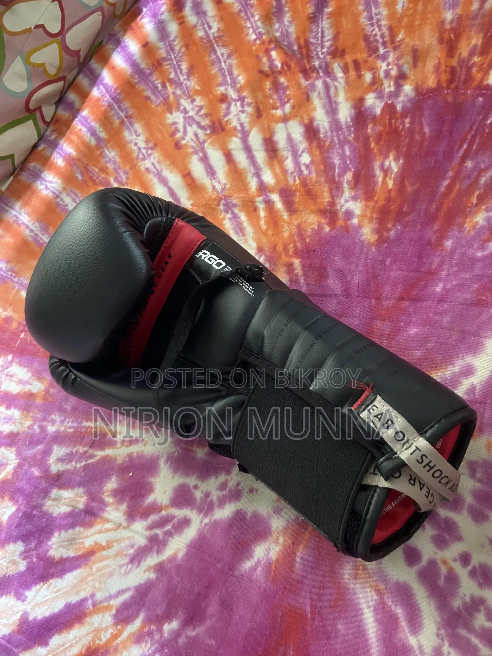 Decathlon Outshock Boxing Glove (14oz) – Single Glove