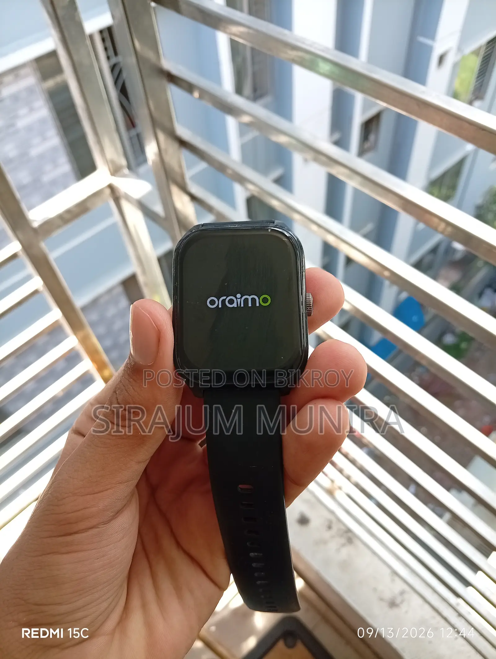 অরিমো ৫ লাইট স্মার্ট ওয়াচ ব্যবহৃত