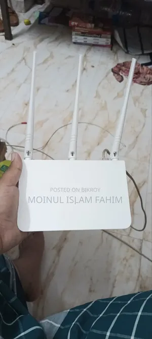 টেন্ডা রাউটার ফুল ফ্রেশ কন্ডিশন।