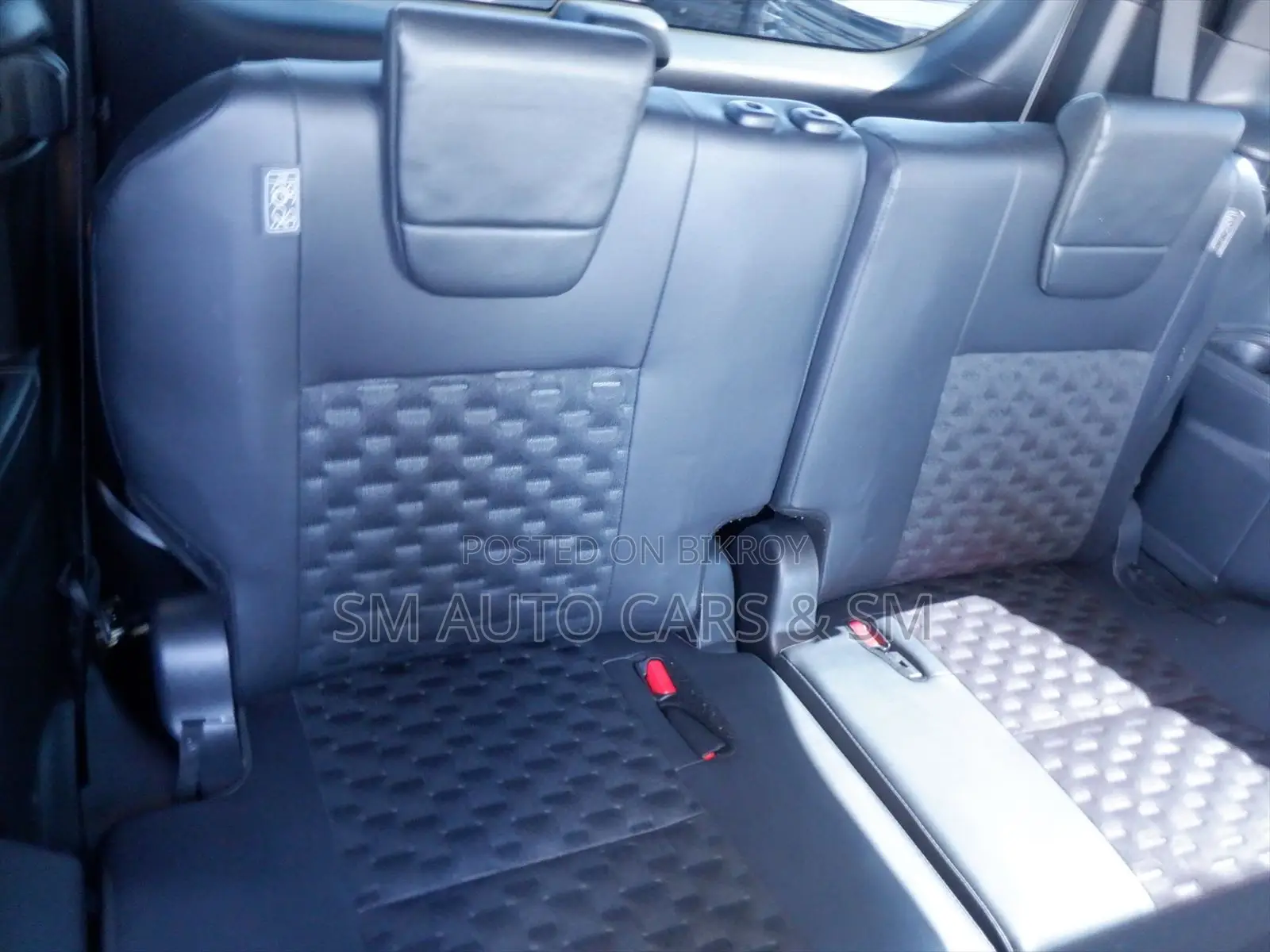 Toyota Voxy Hybrid S-Z 2WD 7-Seater 2022 Pearl