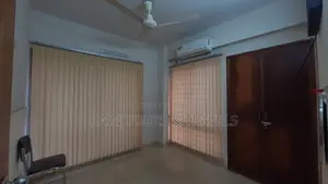 সাবলেট অফিস স্পেস ভাড়া দেওয়া হবে