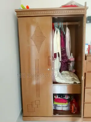 Used Almari