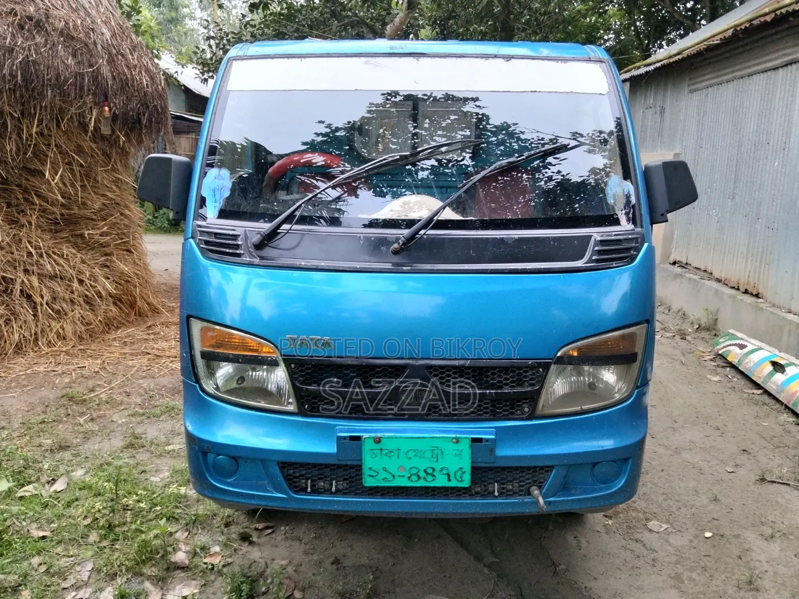 টাটা ইএক্স২ ট্রাকস