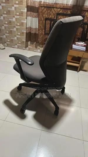 অফিস চেয়ার
