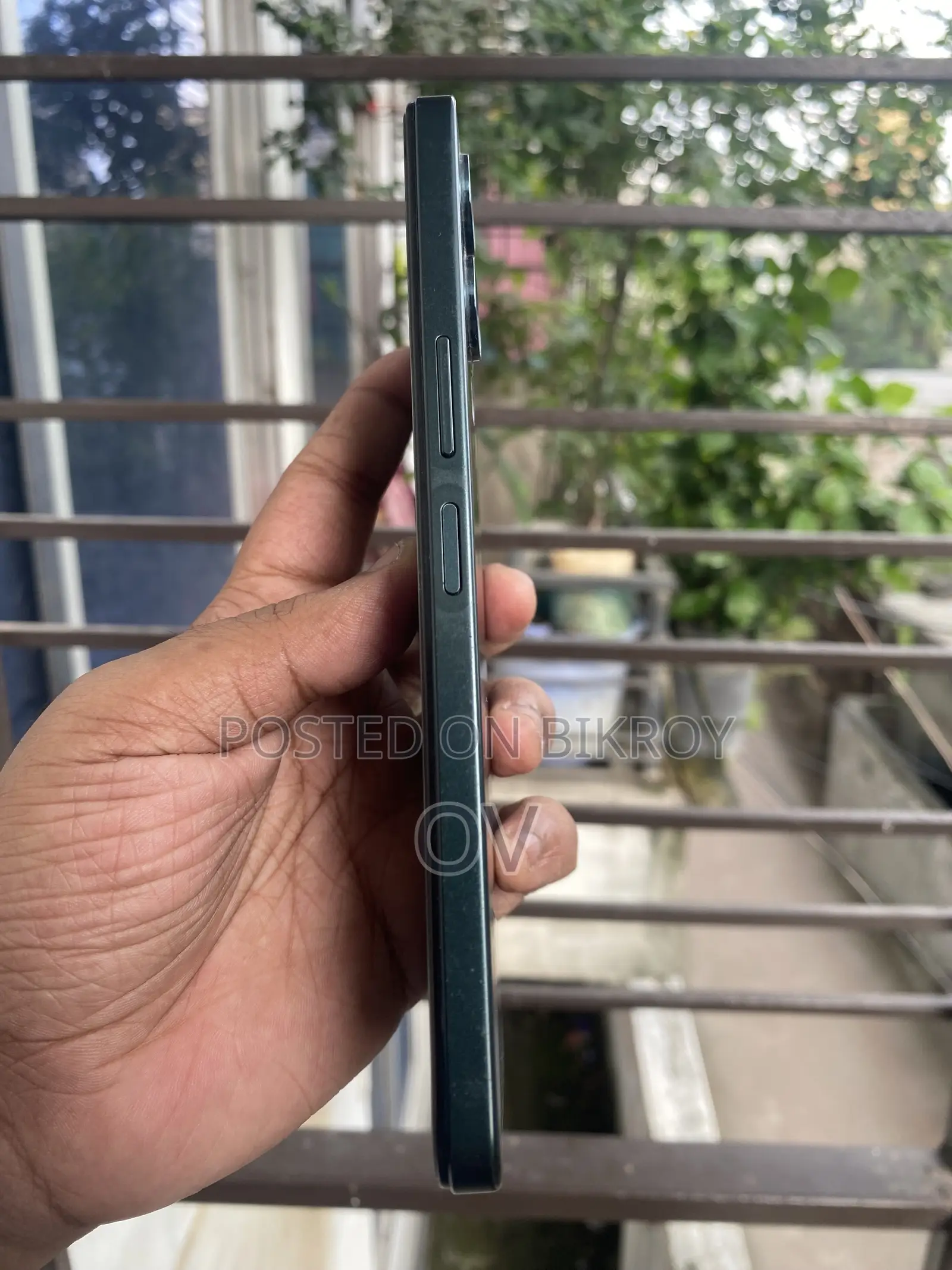 Vivo Y29s 128 GB Blue