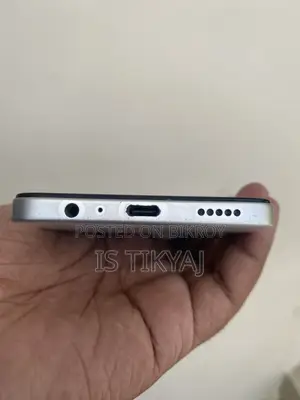 হনর এক্স৭সি ২৫৬ জিবি হোয়াইট