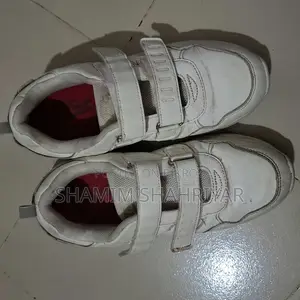 White School Shoe