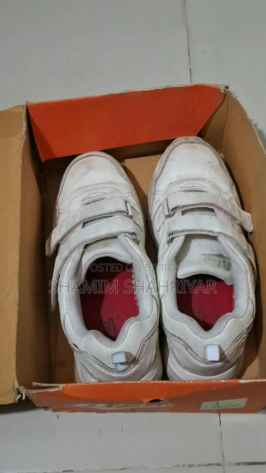 White School Shoe