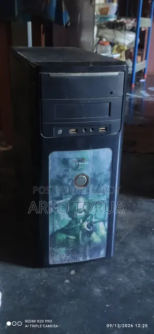 Desktop Computer Asus 4GB Intel Core i5 Hard Disk Drive 500GB