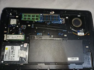 Laptop HP EliteBook 850 G3 16GB Intel Core i5 SSHD (Hybrid) 750GB