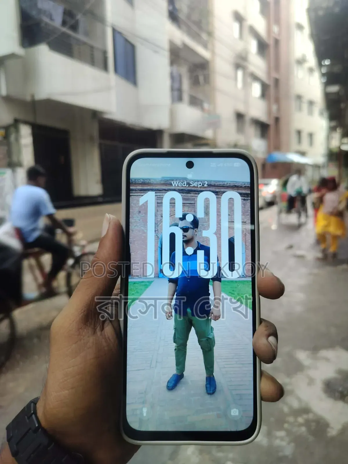 Infinix Hot 70 128 GB Silver