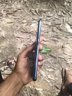 Vivo V21e 128 GB