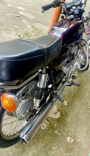 Yamaha 1999