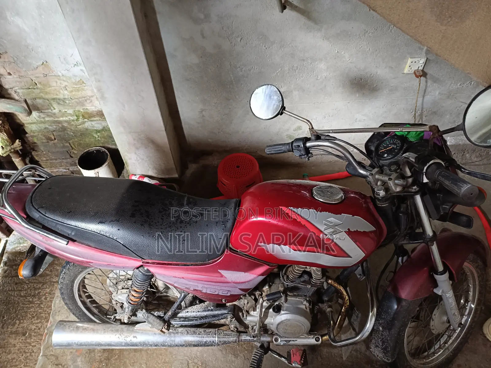 বাজাজ সিটি ১০০ ২০১০ লাল