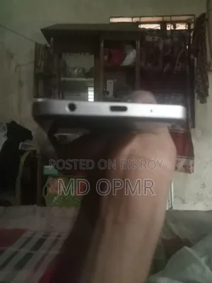 Vivo Y04 128 GB Orange