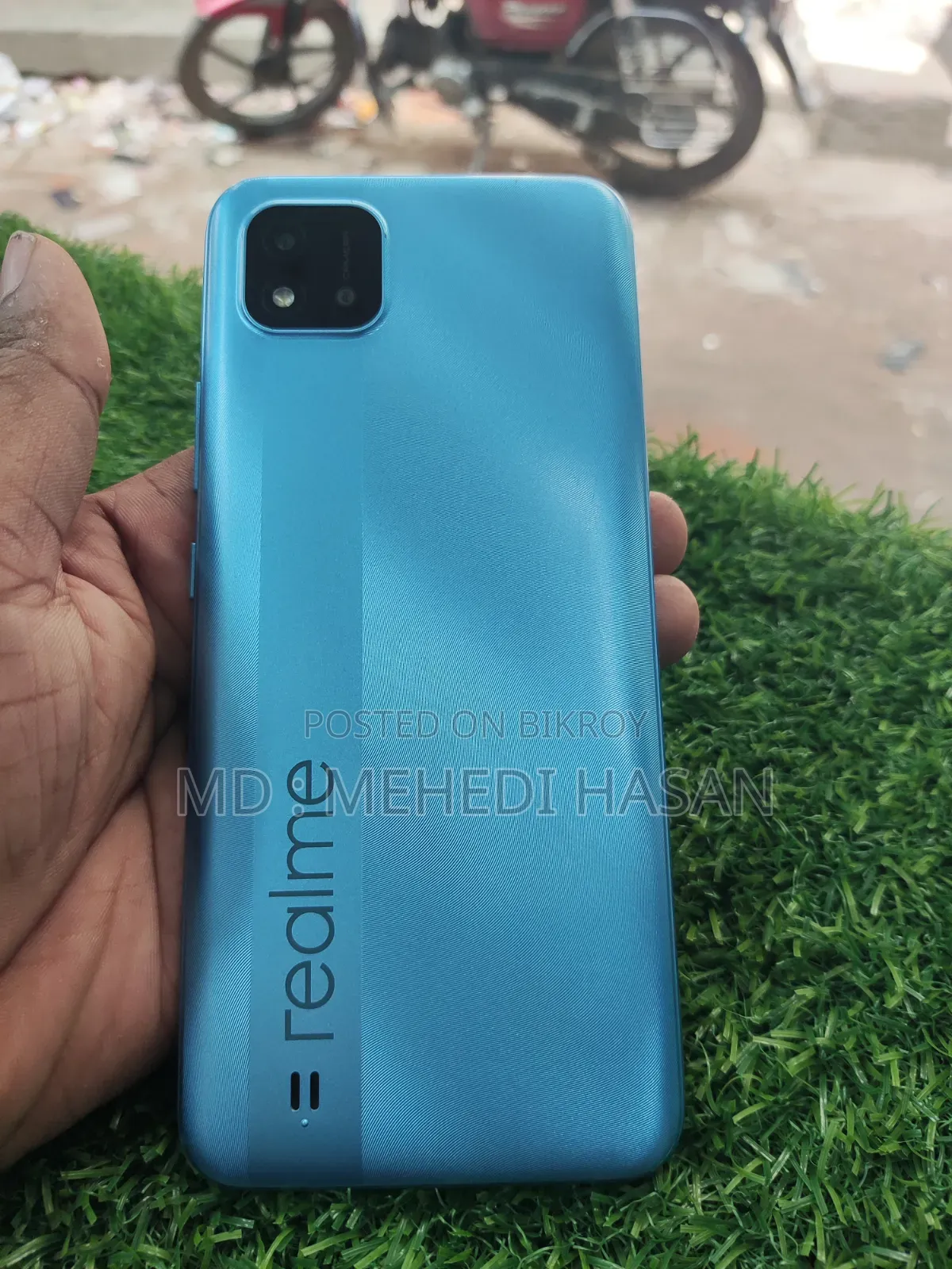 রিয়েলমি ৫ ৬৪ জিবি নীল