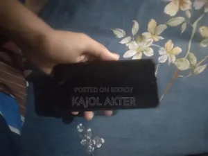 টেকনো স্পার্ক ৩০সি ১২৮ জিবি কালো