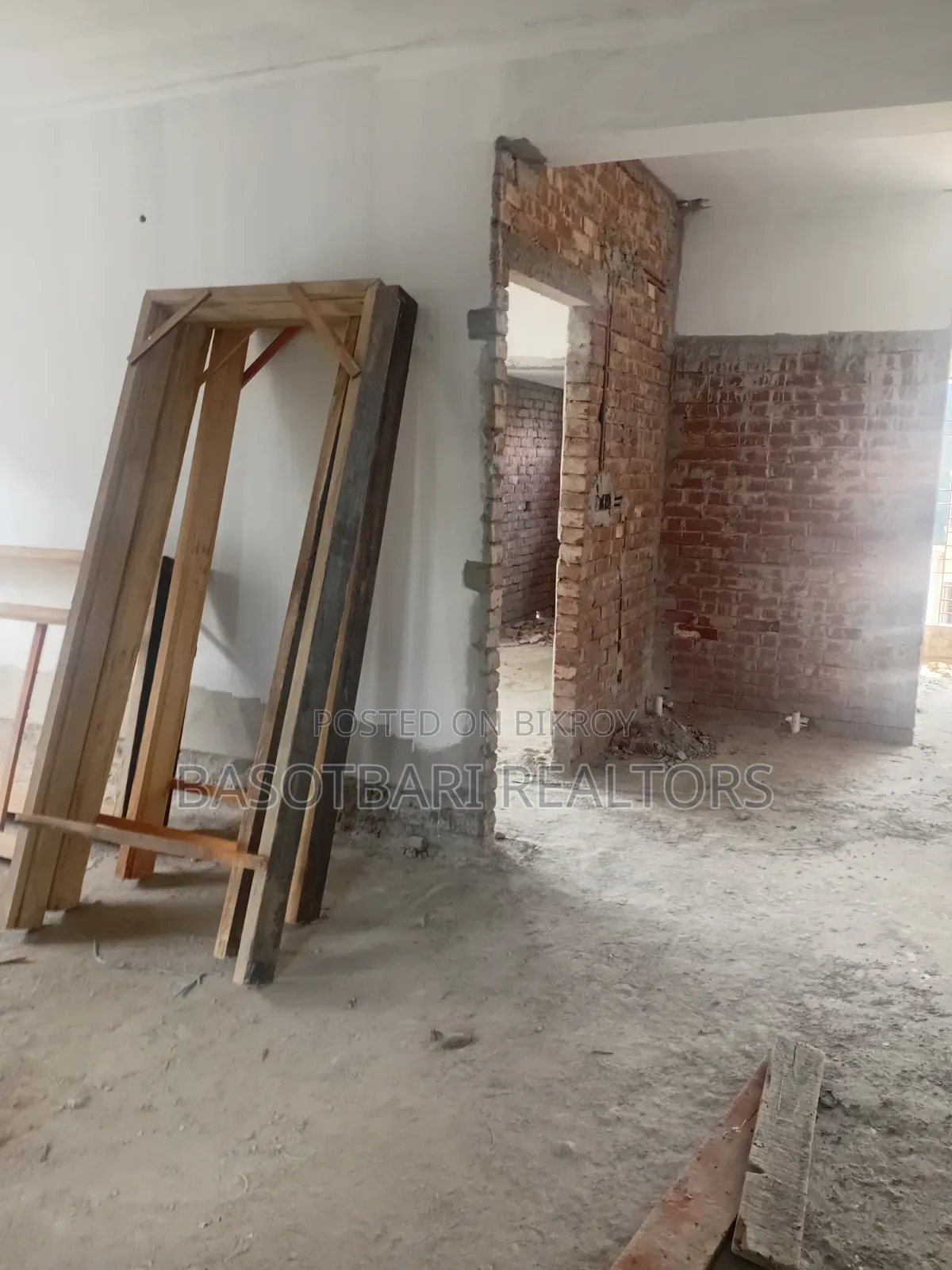 খিলগাঁওয়ে ৩ বেডরুমের অ্যাপার্টমেন্ট বিক্রয়