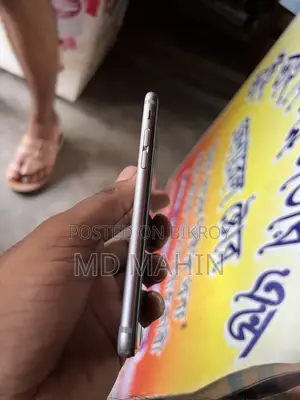 অ্যাপল আইফোন ৬ ৬৪ জিবি সিলভার