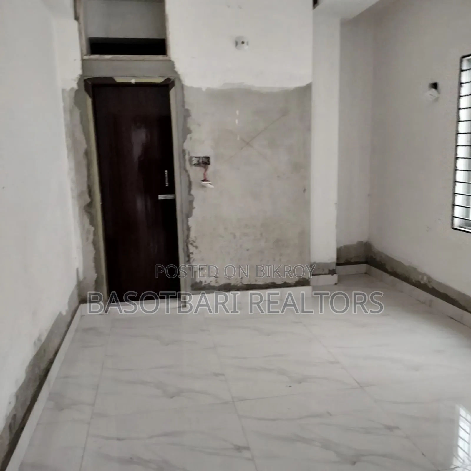 4 Bedroom Apartment in Banasree for sale