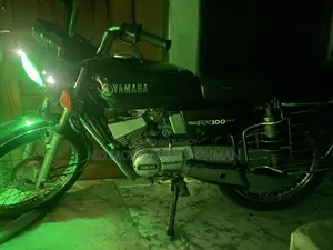 Yamaha 1999