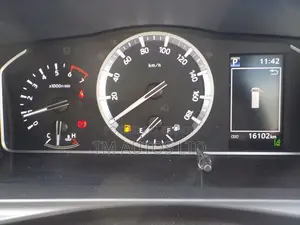 Toyota HiAce 2022