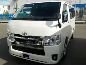 Toyota HiAce 2022
