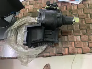 Japanese Power Steering Box - Toyota / Isuzu