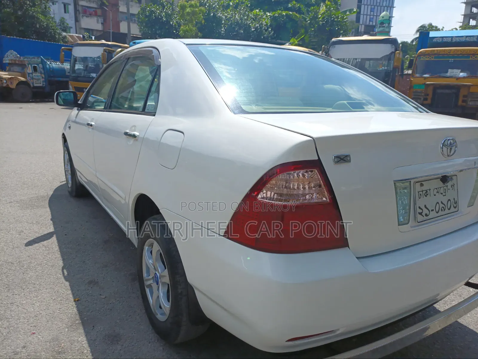 Toyota Corolla Sedan 2004 White