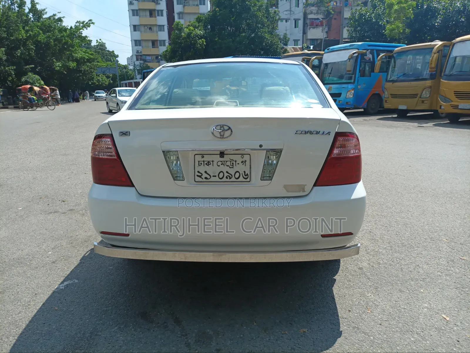 Toyota Corolla Sedan 2004 White