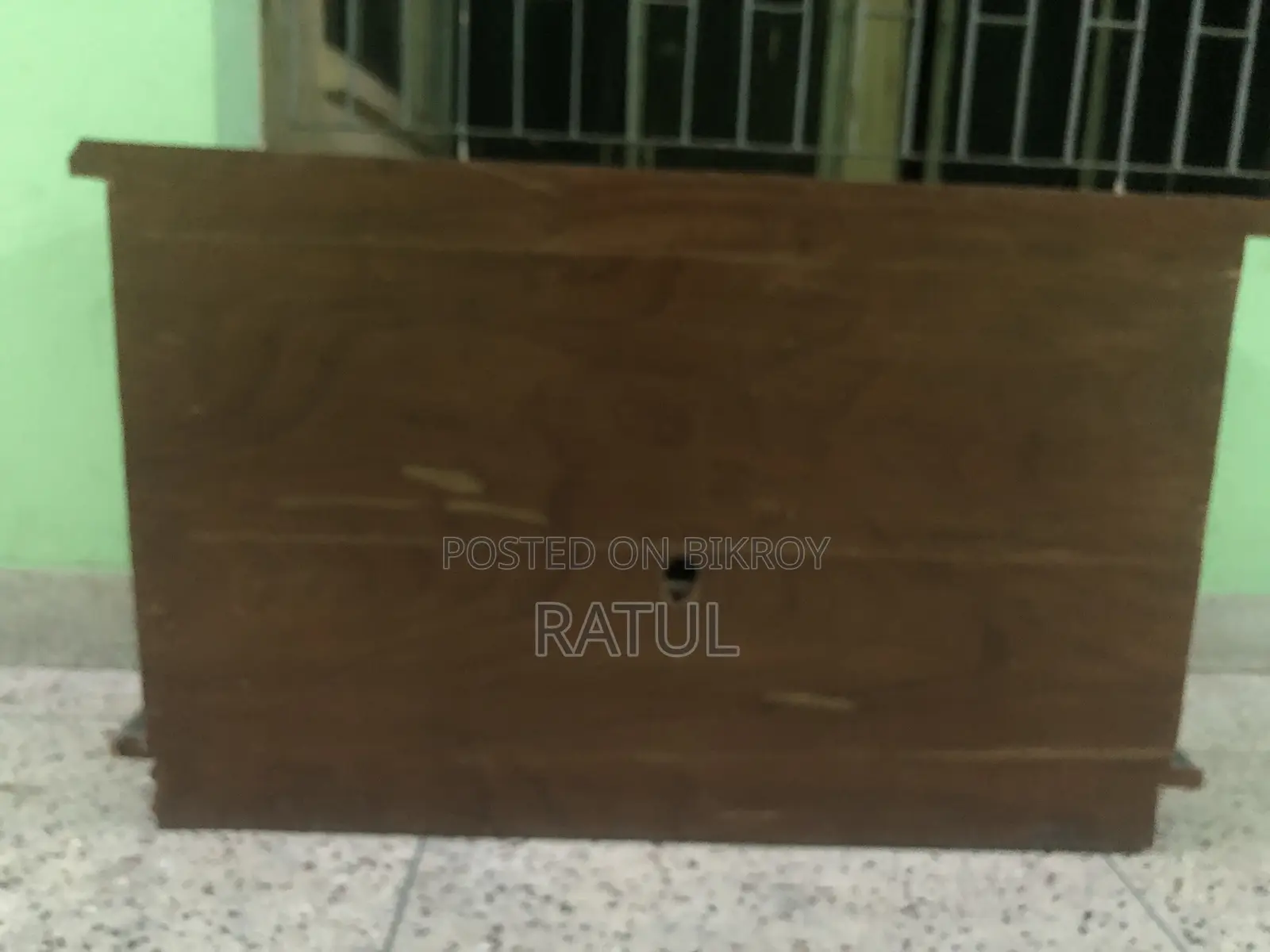 TV Stand or TV Trolley