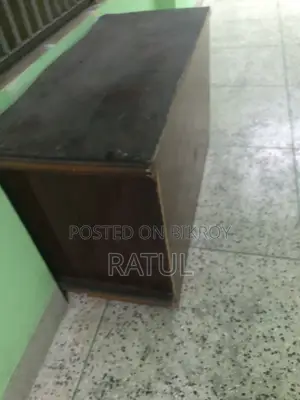 TV Stand or TV Trolley