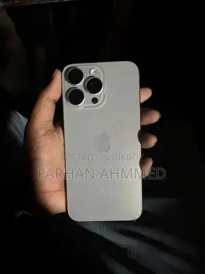 Apple iPhone 15 Pro Max 256 GB Silver