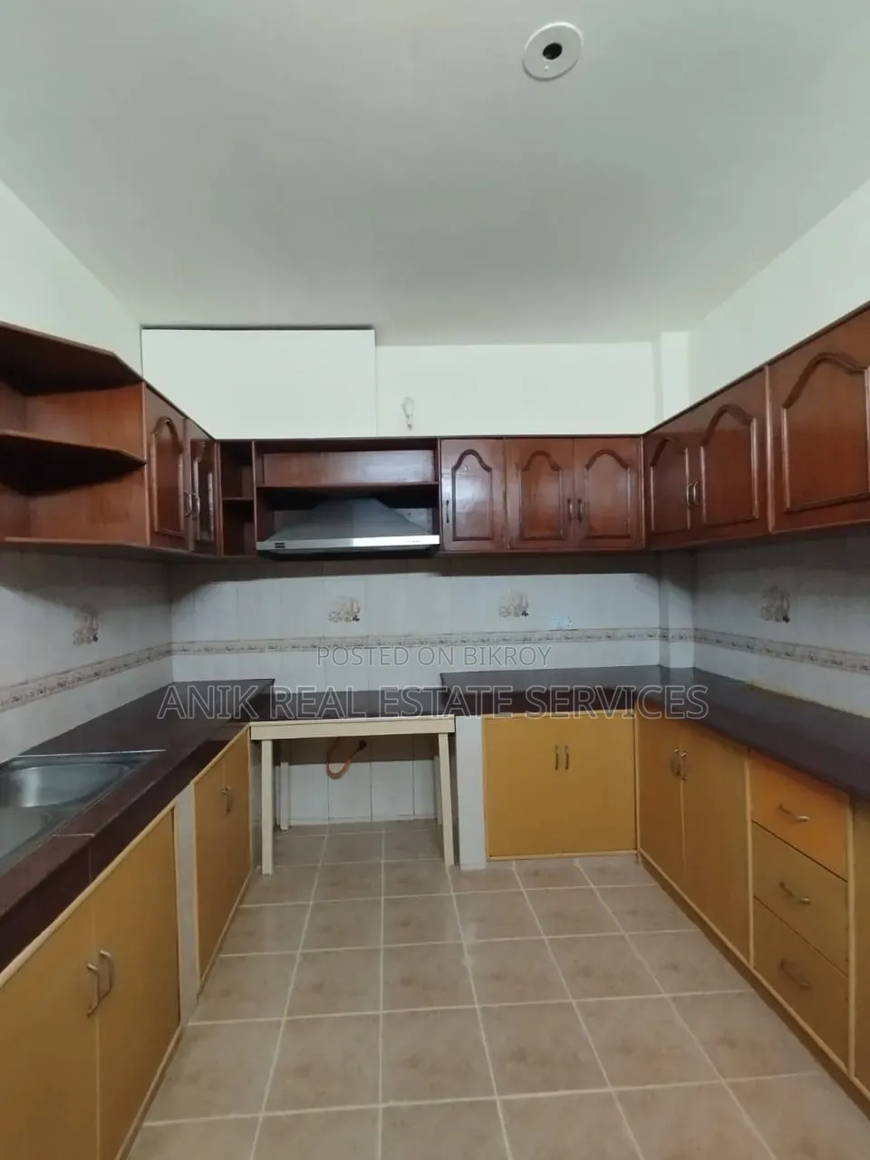 4 Bedroom Apartment in Anik Real Estate, Gulshan for rent