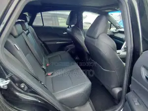 Toyota Harrier 2.0 2021 Black
