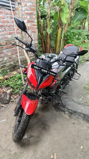 New Hero Xtreme 125R 2025 Red