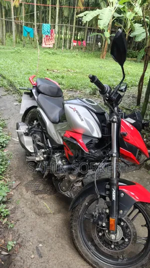New Hero Xtreme 125R 2025 Red