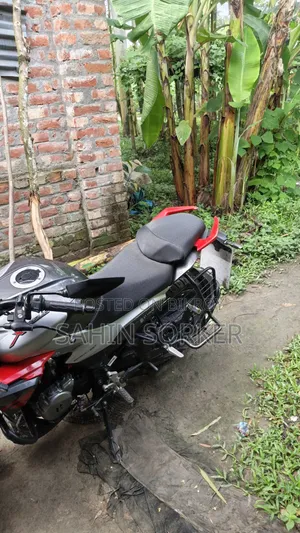 New Hero Xtreme 125R 2025 Red